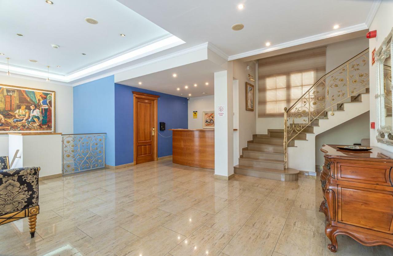 Apartaments Bt Vent De Garbi Empuriabrava Exterior foto