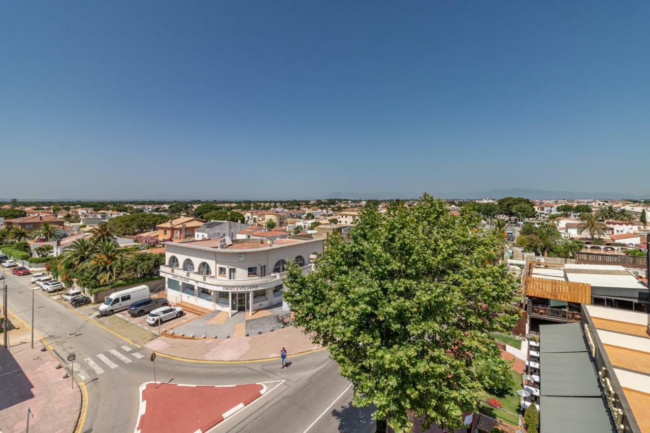 Apartaments Bt Vent De Garbi Empuriabrava Exterior foto